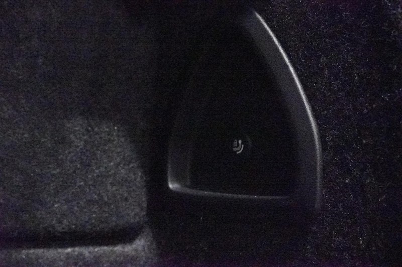 Sedan   Sedan M Sportpaket Pro Comfort Bowers & Wilkins_27